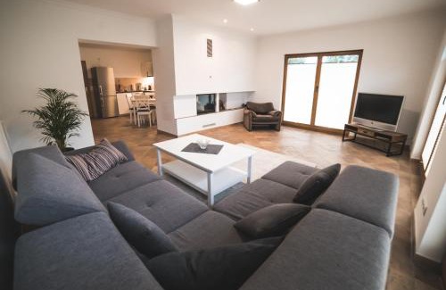 Warnitz Apartment | Ferienwohnung am Aubach