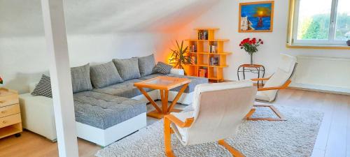 Losheim am See House | Ferienwohnung am Felsenwanderweg