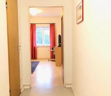 Bad Toelz Apartment | Ferienwohnung Am Franziskanergarten