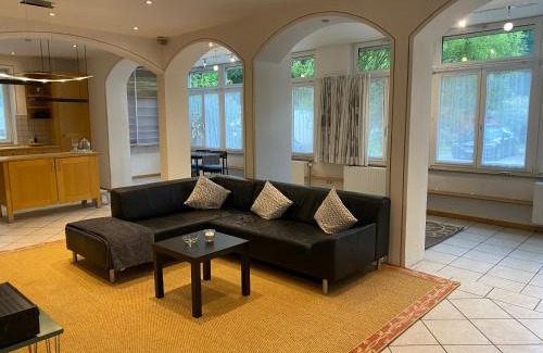 Bad Toelz Apartment | Ferienwohnung Am Franziskanergarten