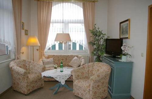 Bad Pyrmont Apartment | Ferienwohnung Am Hylligen Born