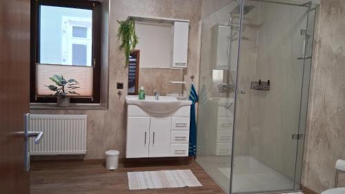 Rehau House | Ferienwohnung am Perlenbach