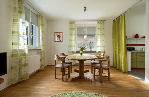 Heiligenberg Apartment | Ferienwohnung am Schloss