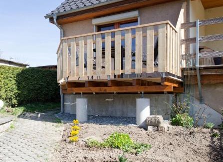 Neusalza-Spremberg Apartment | Ferienwohnung am See-Neu mit Balkon