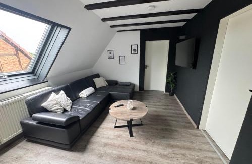 Borken Apartment | Ferienwohnung am See Dillich - Eigener eingezäunter Garten - Ruhige Lage - Hunde willkommen - Natur vor der Haustür