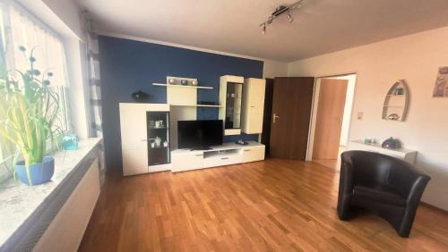 Hage Apartment | Ferienwohnung am See, Hage/Norddeich