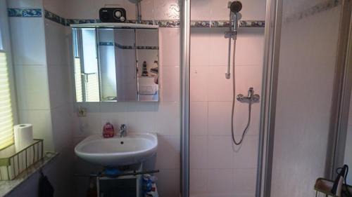 Suhl Apartment | Ferienwohnung Am Stadtpark