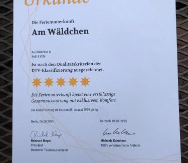 Voehl Apartment | Ferienwohnung Am Wäldchen