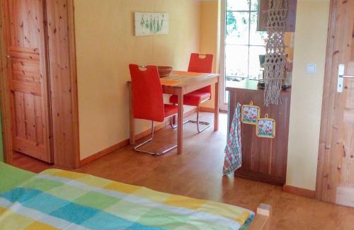 Ahrenshagen-Daskow Apartment | Ferienwohnung am Wald