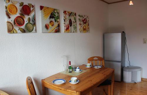 Kickenbach Apartment | Ferienwohnung An der Hundem 1