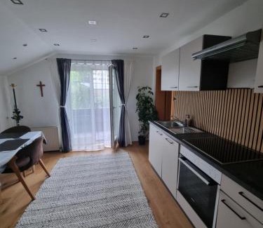 Groedig Apartment | Ferienwohnung Anna