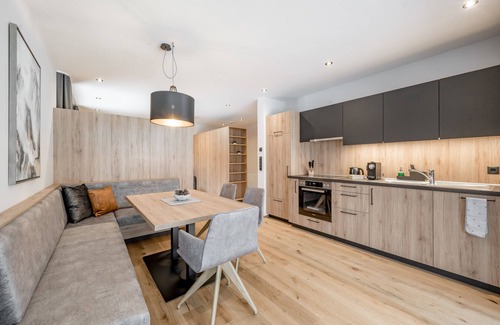 Oetz Apartment | Ferienwohnung/app. für 7 Gäste mit 79m² in Oetz