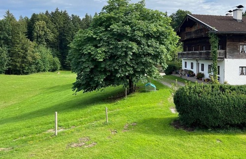 Irschenberg Apartment | Ferienwohnung/app. für 2 Gäste mit 70m² in Irschenberg