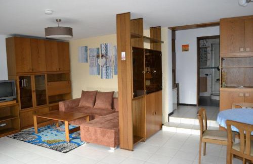 Grossenbrach Apartment | Ferienwohnung BackHaus