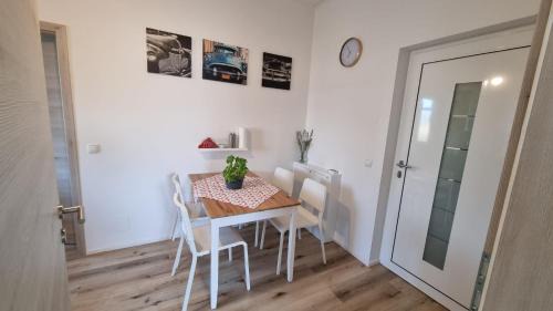 Straßgang Apartment | Ferienwohnung Bauer