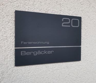 Neualbenreuth Apartment | Ferienwohnung Bergäcker