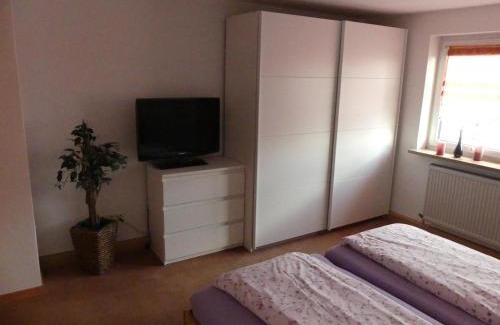Hohenpeißenberg Apartment | Ferienwohnung Bergblick