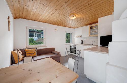 Vollan Apartment | Ferienwohnung Bergblick-schlosshof