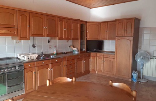 San Salvo House | Ferienwohnung bis 6 Pers. in Stadthaus, 5 km zum Meer, Sandstrand