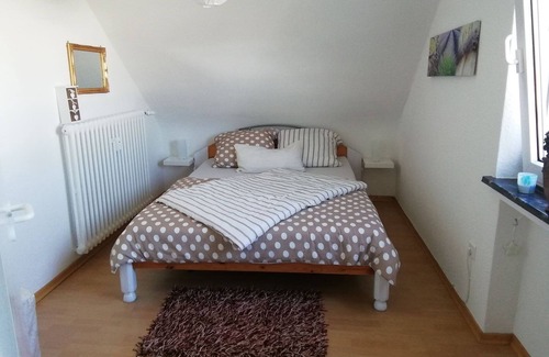Fritzlar Apartment | Ferienwohnung Blick zum Grauen Turm