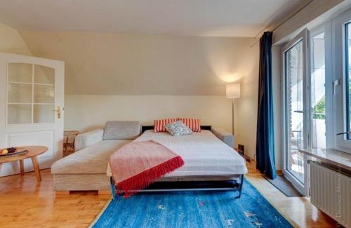 Busumer Deichhausen Apartment | Ferienwohnung Leuchtturm