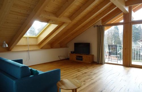 Murnau am Staffelsee Apartment | Ferienwohnung Seidlpark im Haus Ecker