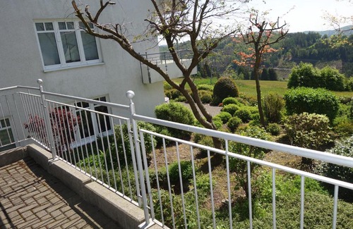 Neuastenberg Apartment | Ferienwohnung der weite Blick mit Wellness