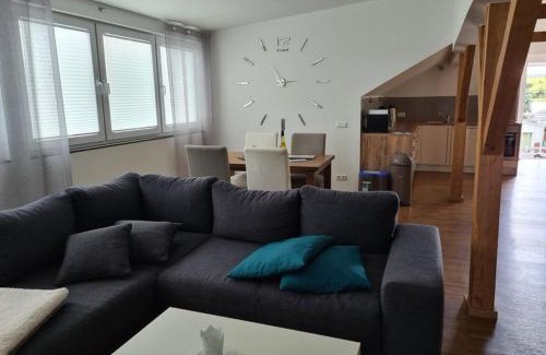 Mechernich Apartment | Ferienwohnung Emely
