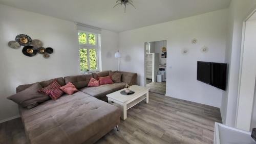 Detern Apartment | Ferienwohnung Emma s Fehnhaus, 55183