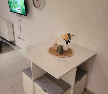 Guenzburg Apartment | Ferienwohnung Esen OG