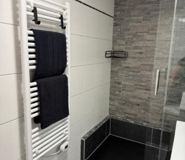 Schoenwies Apartment | Ferienwohnung für Gruppen oder Familien
