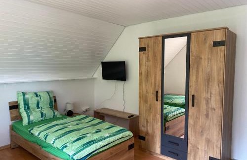 Untermunkheim Apartment | Ferienwohnung Hagweg