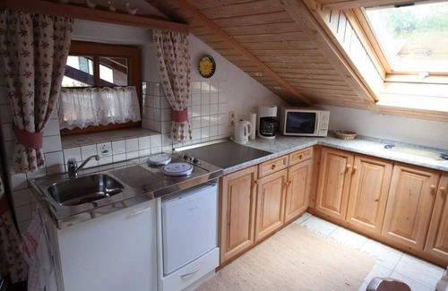 Bad Feilnbach Apartment | Ferienwohnung "Haus Christel", 1. OG, ca. 32 m², Balkon mit Bergblick