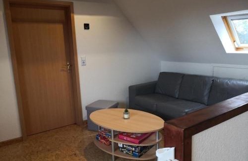 Emden Apartment | Ferienwohnung Haus Am Wasser In Emden