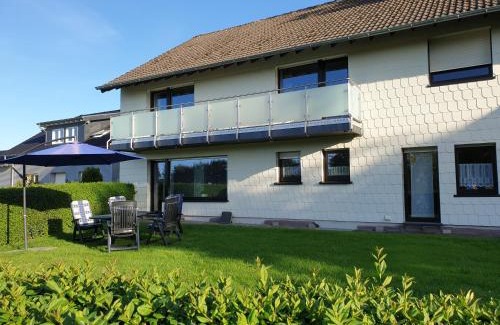 Schleiden Apartment | Ferienwohnung Heinen