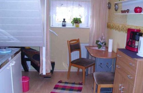 Guestrow Apartment | Ferienwohnung Holst