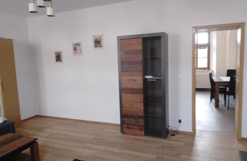 Plohn Apartment | Ferienwohnung im Rittergut Plohn 300 meter zum Freizeitpark