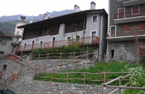 Epinel Apartment | Ferienwohnung In Epinel Mit Garten