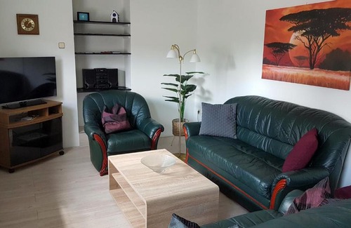 Kassel Apartment | Ferienwohnung in Gartenlandschaft
