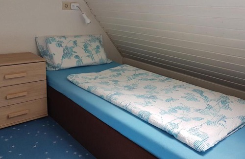 Kassel Apartment | Ferienwohnung in Gartenlandschaft