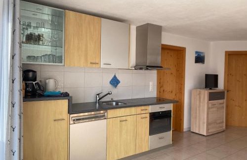 Tschlin Apartment | Ferienwohnung in Tschlin mit Panoramablick