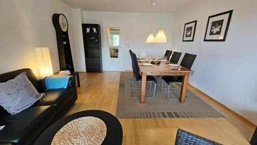 Hamelin Apartment | Ferienwohnung in zentraler und ruhiger Lage mit Balkon, fußläufig zur Innenstadt