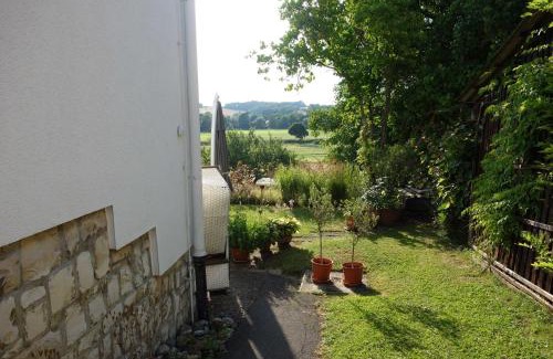 Grossheirath Apartment | Ferienwohnung Itzgrundblick