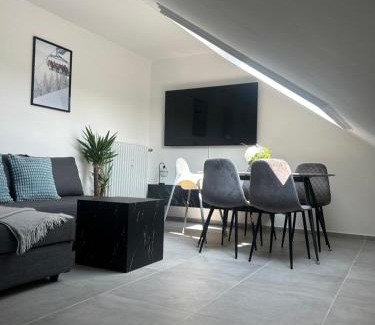Kuestelberg Apartment | Ferienwohnung Juli