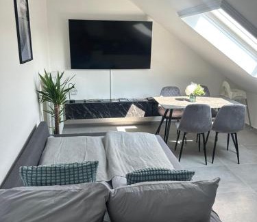 Kuestelberg Apartment | Ferienwohnung Juli