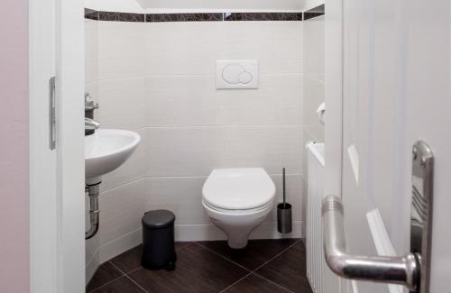 Suhl Apartment | Ferienwohnung Julia