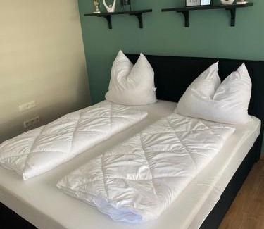 Zschopau Apartment | Ferienwohnung Königsstraße mit Waschmöglichkeit, ohne Dusche