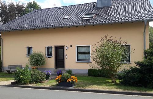 Dahlbruch Apartment | Ferienwohnung Karin Vogel