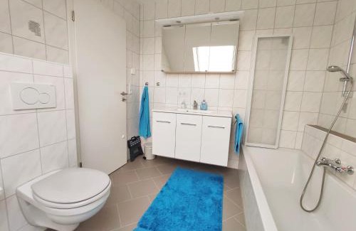 Ichenhausen Apartment | Ferienwohnung Karola beim Legoland