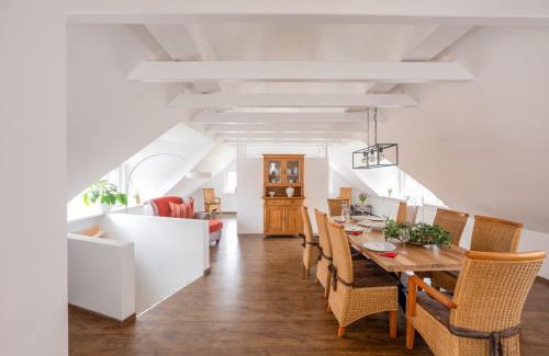 Huede Apartment | Ferienwohnung Kleiner Storch - Seehotel Dümmer